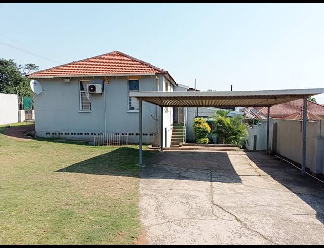 3 BEDROOM HOUSE FOR SALE IN BLUFF